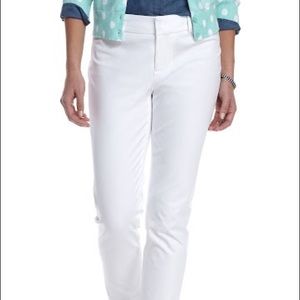 Crown & Ivy Cropped White Pants